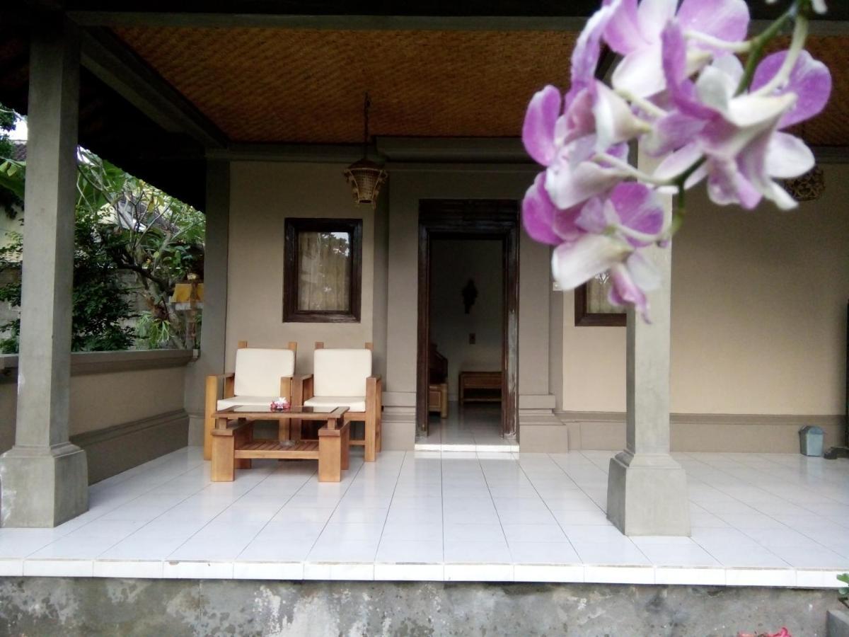 Indraprastha 2 Bungalow Ubud  Exterior photo