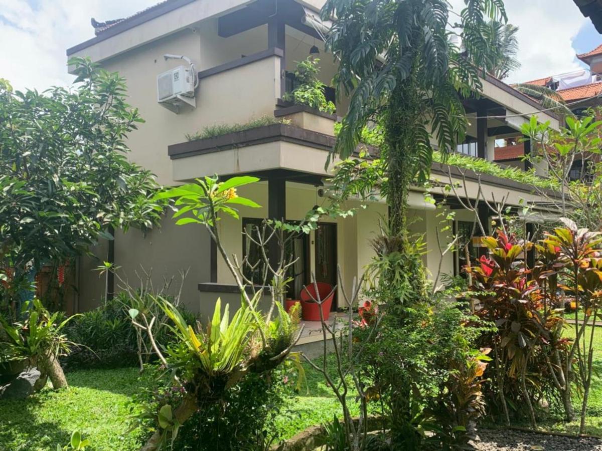 Indraprastha 2 Bungalow Ubud  Exterior photo