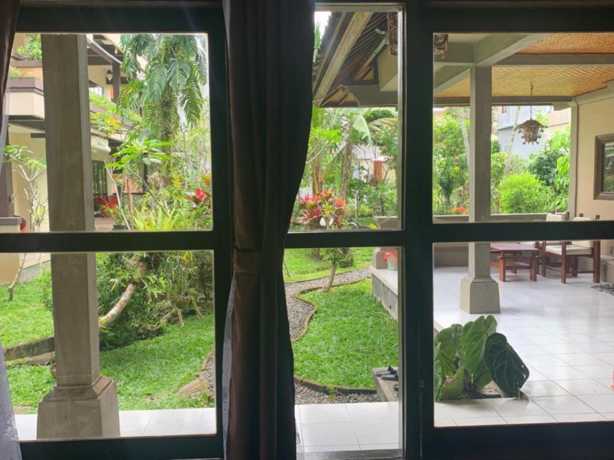Indraprastha 2 Bungalow Ubud  Exterior photo