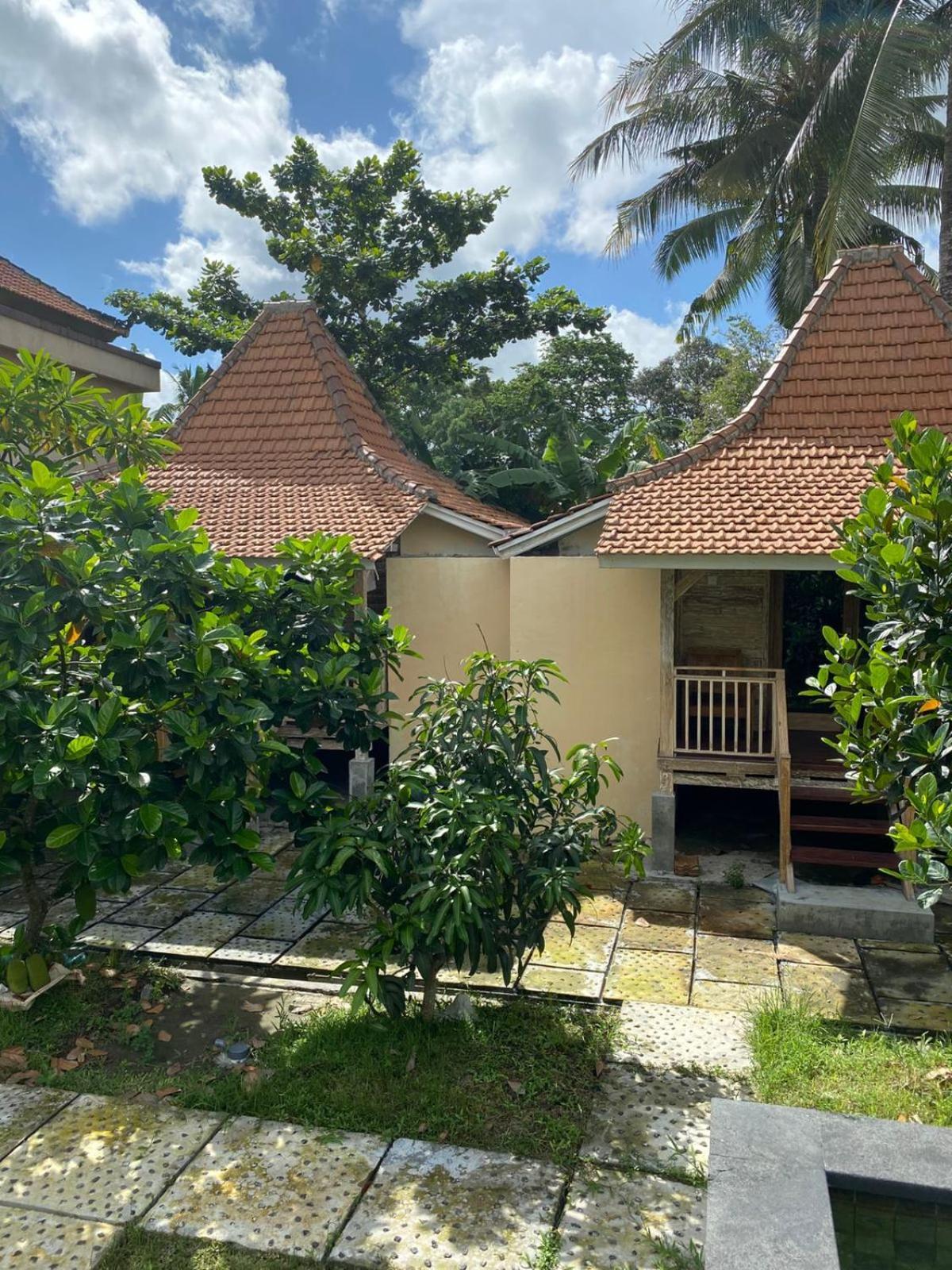 Indraprastha 2 Bungalow Ubud  Exterior photo